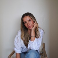 Anna Pieringer Email & Phone Number