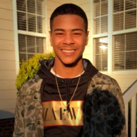 Free lance Artist Employee Xavier Smith's profile photo