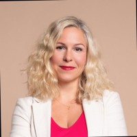 Sarah Panten Email