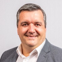 Sven Studer Email