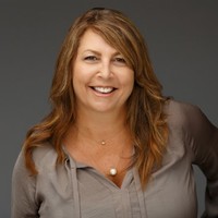 CA HR Services Employee Suzanne Gonsalves's profile photo