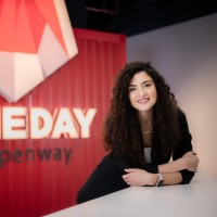 Sameday Courier Employee Elena Stoica's profile photo