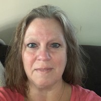 Suzanne Potts Email