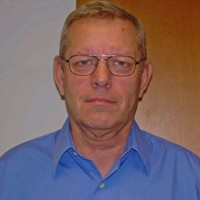 Richard Davis Email & Phone Number
