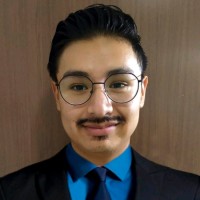 Blue Express Employee Luigi Lizares's profile photo