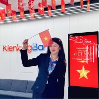 Kien Long Bank Employee Linh Huế's profile photo