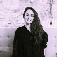 Júlia Ros Email
