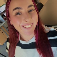 Lauren Strachan Email & Phone Number