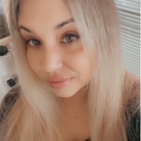 Right Now Group Employee Veronica Oliveira's profile photo