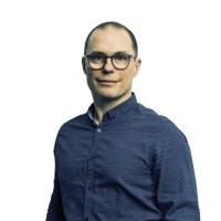 Erik Boström Email