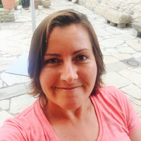 Fiona Saunders Email & Phone Number