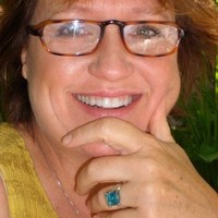 BELLA DESIGN COLLECTIVE LLC Employee Lauri Smith's profile photo