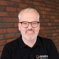 Oliver Jenneskens Email