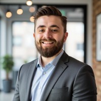 Bell & Associates, Inc. Employee Davis Luethke's profile photo