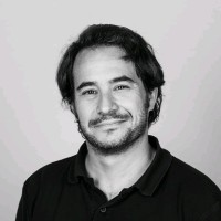 Rubén Cisneros Email