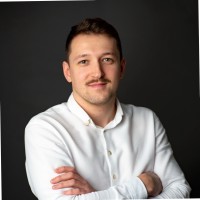Michał Żebrowski Email