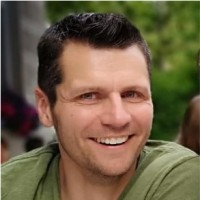Daniel Feucht Email