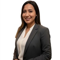 Leslye Cabezas Muñoz Email