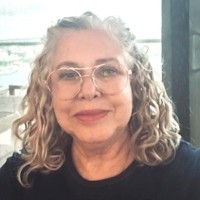 Wendy Lyons Email & Phone Number