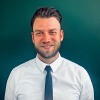 Niels van Zwol Email