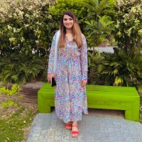 Ramsha Khurshid Email