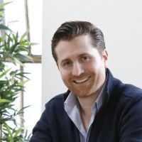 GlamCorner Employee Dean Jones's profile photo