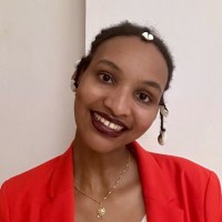 Aicha Iya Email