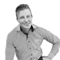 RISING KINGS Employee Darren Oam's profile photo