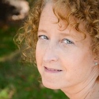 Leslie Knapp Email & Phone Number