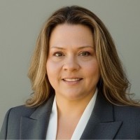 Juliana Jelezoglo Email & Phone Number