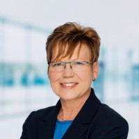 Regina Krumm Email