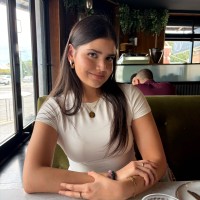 Mia V. Email