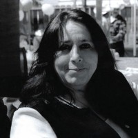 Elvia de Leon Email
