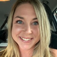 Lindsey Vallender Email & Phone Number