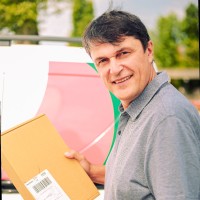 Email e telefono di Lucian Aldescu