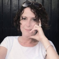 Jackson's Art Supplies Employee Shona Peel's profile photo
