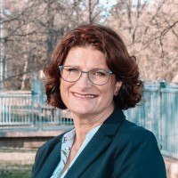 Janie Hanson Email & Phone Number