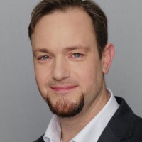 Lukas Mallich Email