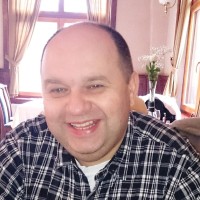 Hideg Gábor Email