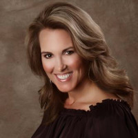 Media Flyer, L.L.C. Employee Christine Ochner's profile photo