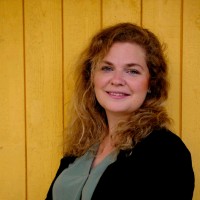 Viktoria Hillerud Email