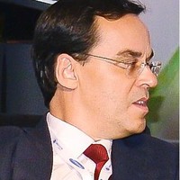 Faculdade de Medicina da Universidade de Lisboa Employee Diogo Ayres-de-Campos's profile photo