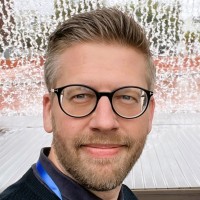Andreas Ström Email