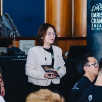 Nhi Nguyễn Email