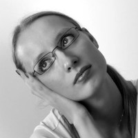 Joanna Olech Email