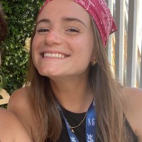 Warner Music France Employee Léa Perret's profile photo