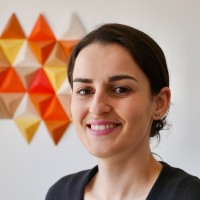 Adeline Larrouy Email