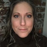 Schnellecke Logistics USA Employee Julie Devlin's profile photo
