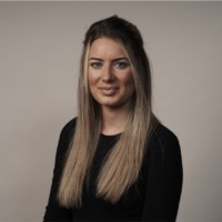 Robyn Nichol Email