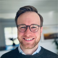Manuel Ebert Email